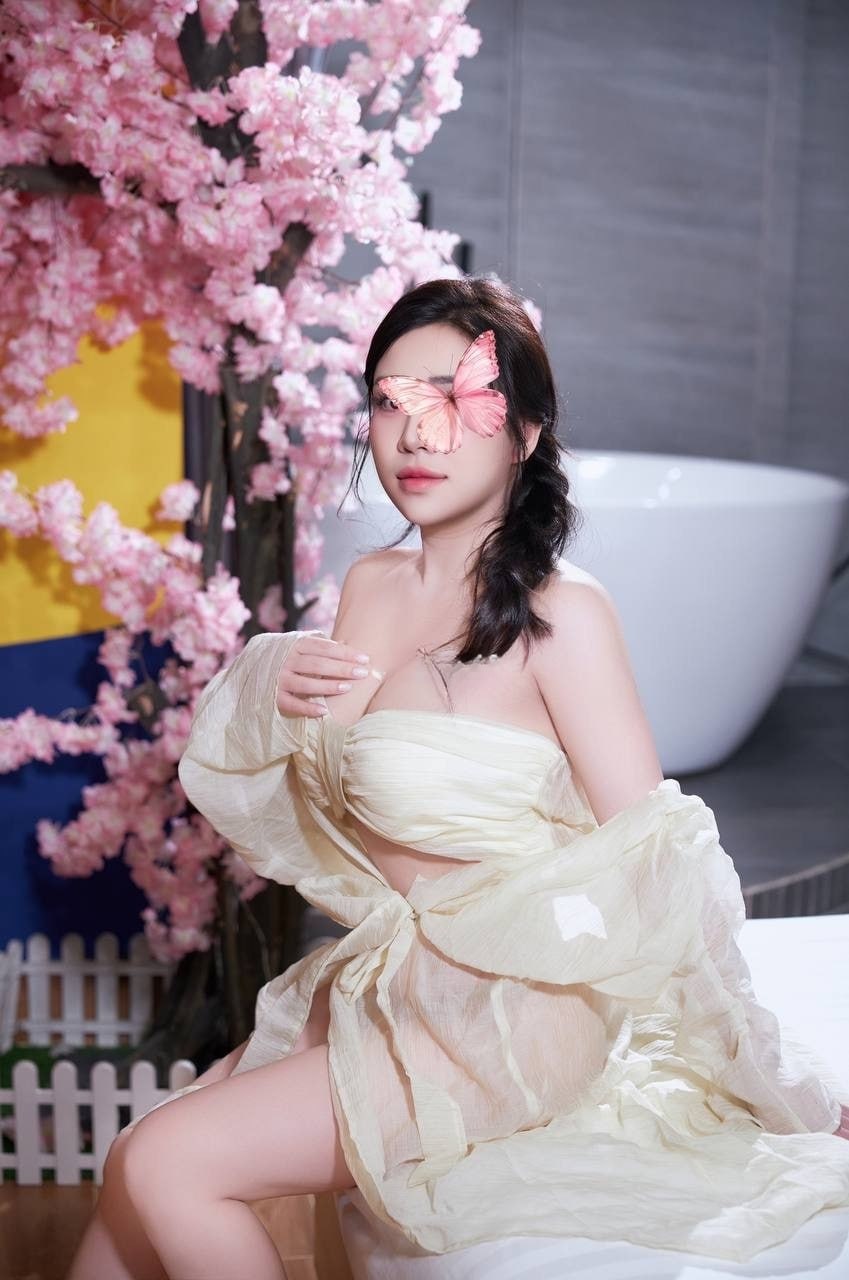 17 — 다낭 콜걸 사진 5